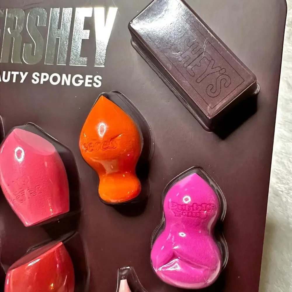 NIP Hershey’s 12-Piece Beauty Makeup Sponges Blenders Wet/ Dry